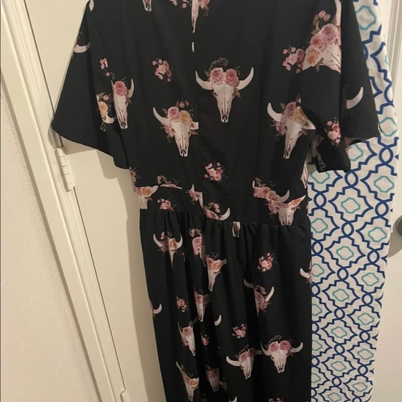 Floral Cowhead Dress - Picture 2 of 4